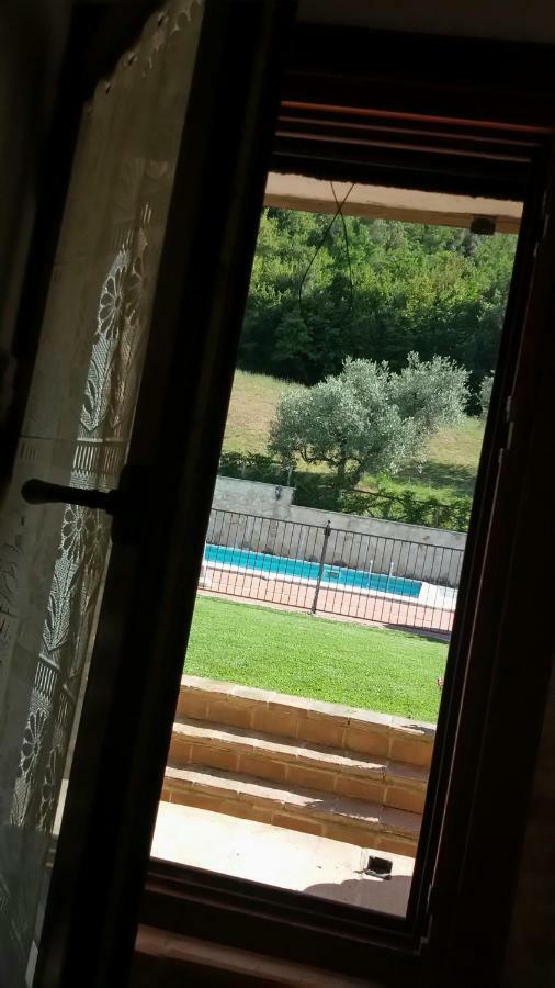 Agriturismo Isola Verde SantʼUrbano المظهر الخارجي الصورة