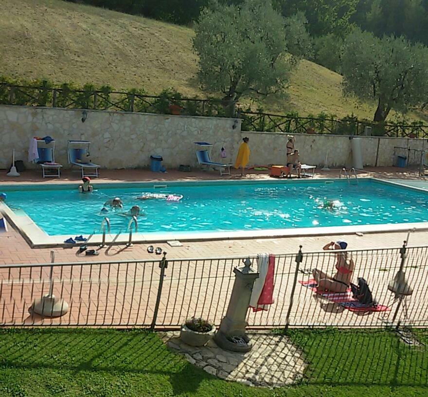 Agriturismo Isola Verde SantʼUrbano المظهر الخارجي الصورة