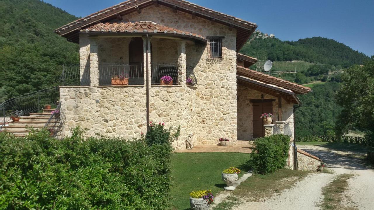 Agriturismo Isola Verde SantʼUrbano المظهر الخارجي الصورة