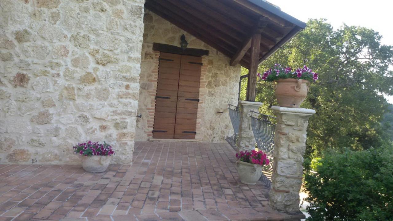 Agriturismo Isola Verde SantʼUrbano المظهر الخارجي الصورة